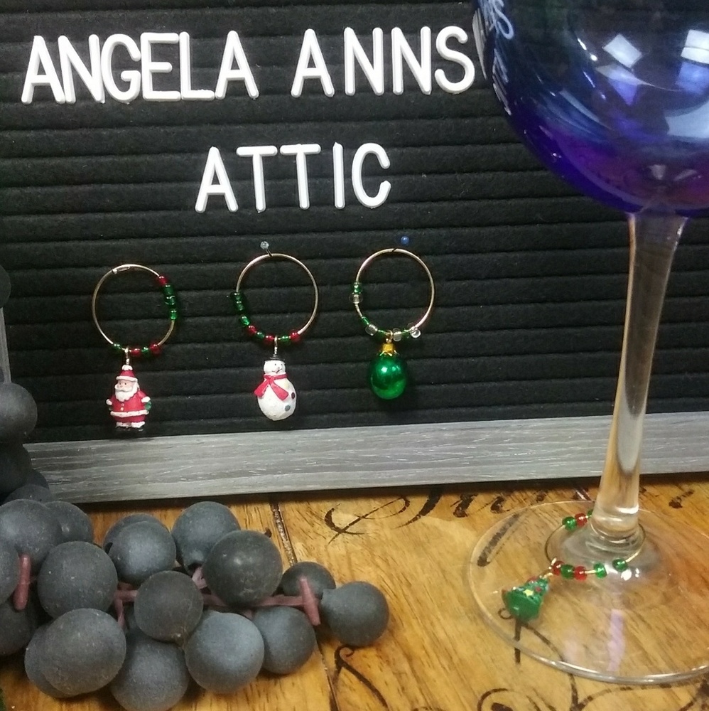 Christmas Theme Wine Glass Charms (4) - Picture 7 of 7